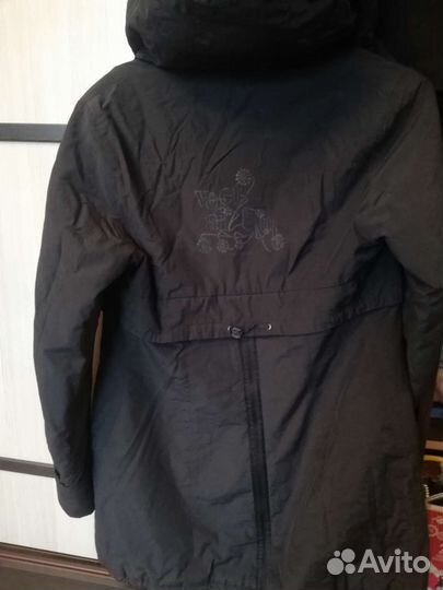 Ветровка женская