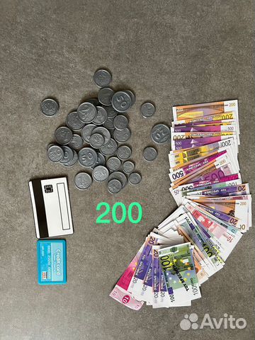 Игрушечные деньги