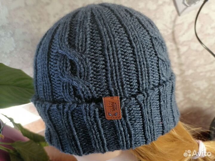 Вязаная шапка мужская