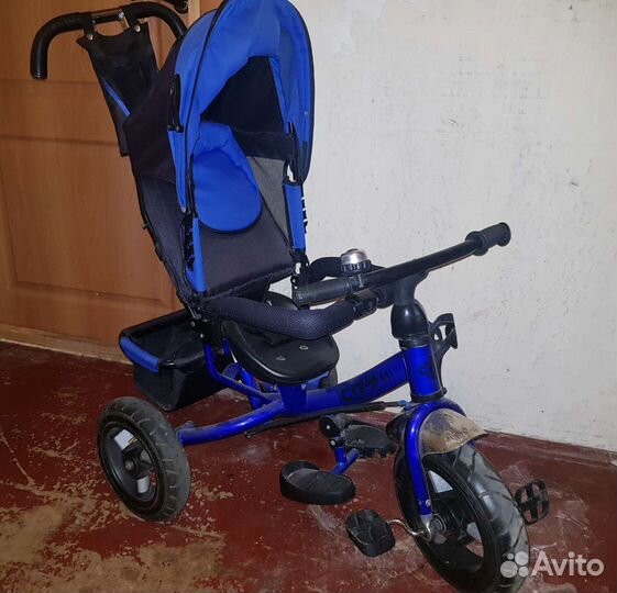 Детский велосипед трехколесный с ручкой