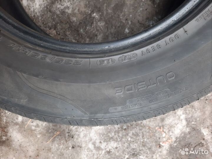 Roadstone N'Fera RU5 235/65 R17