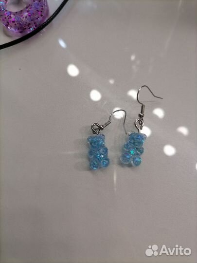 Серьги из эпоксидной смолы (ручная работа ребёнка)