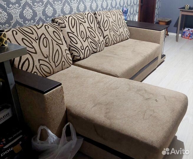 Угловой диван бу