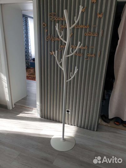 Вешалка напольная