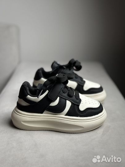 Детские кросовки 24-26-27-28