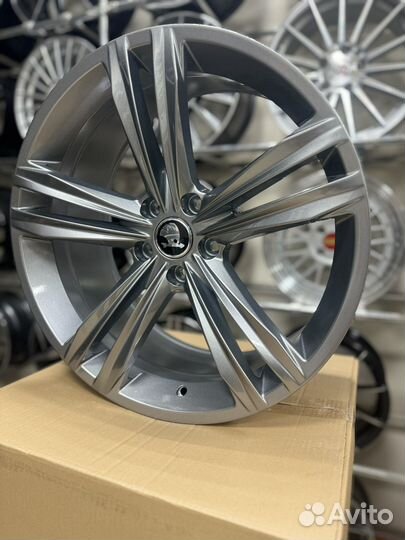 Диски Sebring 18/5/112 на VW Skoda Audi