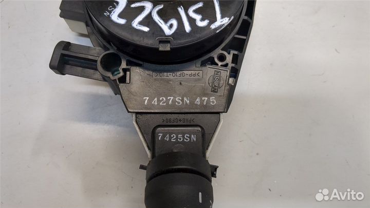 Переключатель поворотов и дворников Nissan Note E1