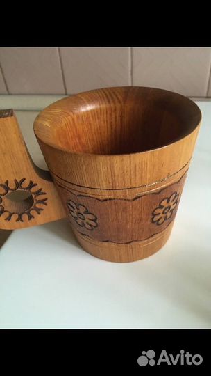 Ваза, подсвечник и кружка из дерева