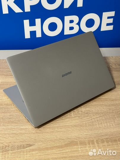Тонкий ноутбук Digma 4Гб SSD 32Гб
