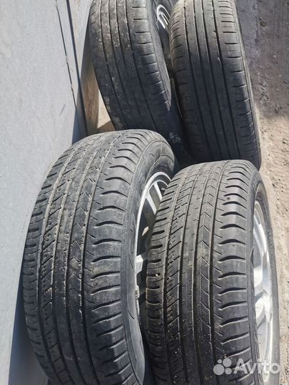 Продам комплек литых дисков