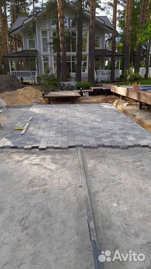 Профессиональное мощение дорожек на вашем участке