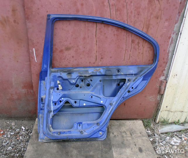 Дверь задняя правая Skoda Octavia Typ хэтчбек