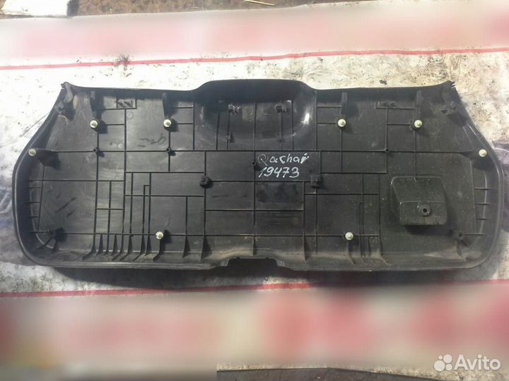 Обшивка двери багажника Nissan Qashqai (J10) 2006