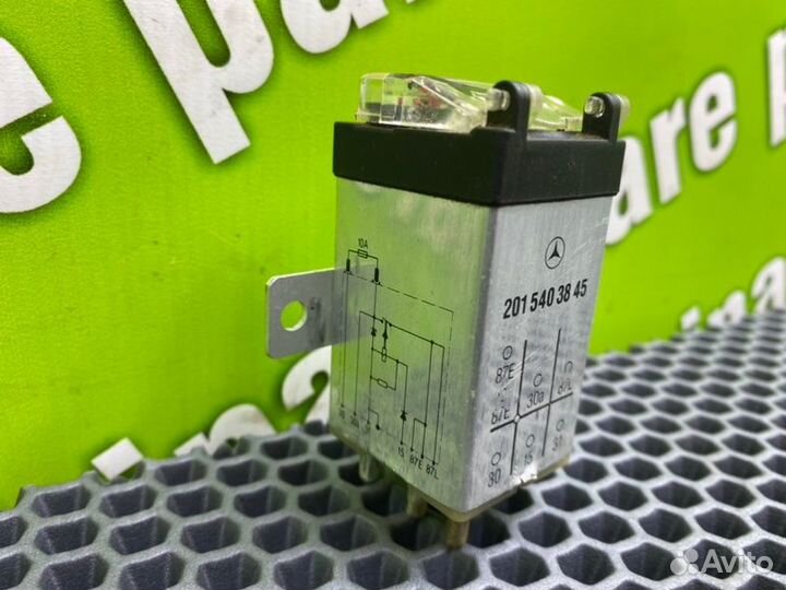 Реле перегрузки Mercedes-Benz 190 W201 M102.910