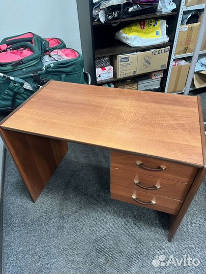 Стол офисный, 2 шт