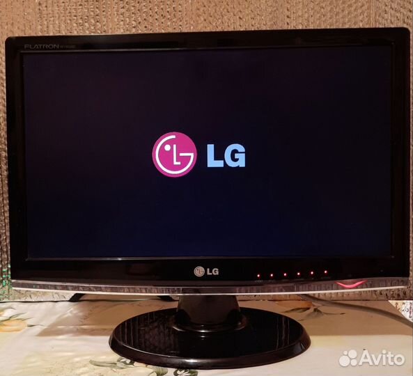 Монитор LG flatron W 1953 SE, 19