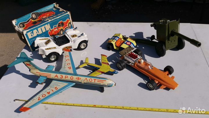 Игрушки СССР багги самолёт инерционные