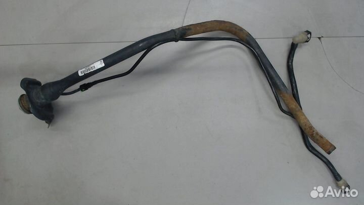 Горловина заливная топливная Hummer H3, 2008