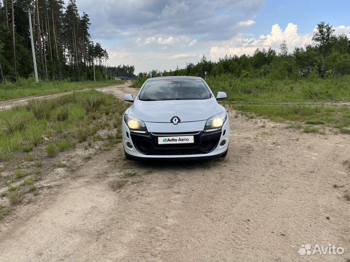 Renault Megane 2.0 CVT, 2012, 143 000 км