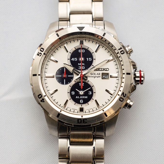 seiko chronograph ssc557p1