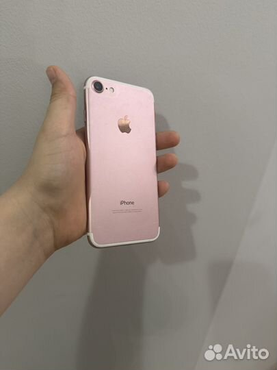 iPhone 7, 32 ГБ
