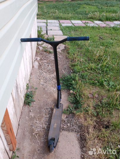 Продам самокат трюковой