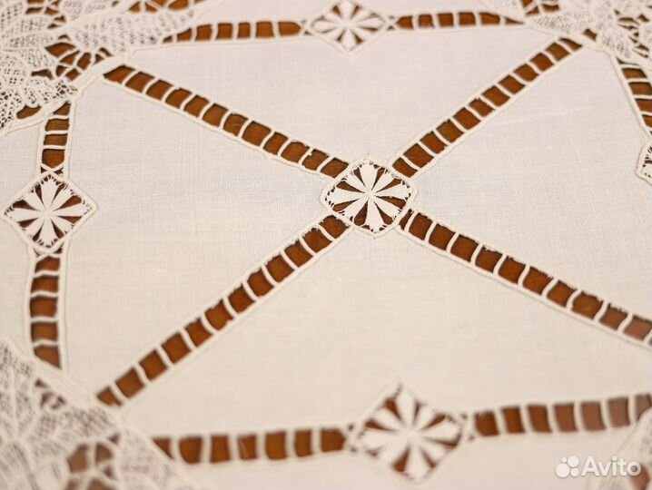 Старинные сервировочные салфетки с кружевом
