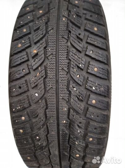 Kumho I'Zen RV Stud KC16 225/55 R18