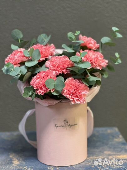 Цветы в коробке 