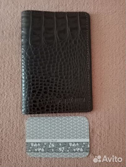 Новая кожаная обложка на паспорт с тиснением Croco