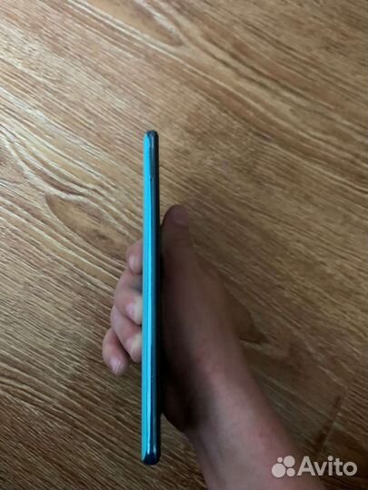 Телефон Samsung
