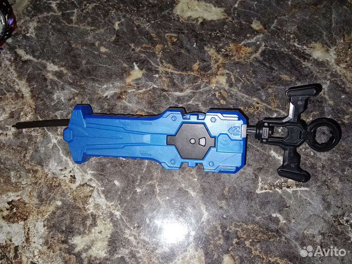 Бейблейд с пускателем