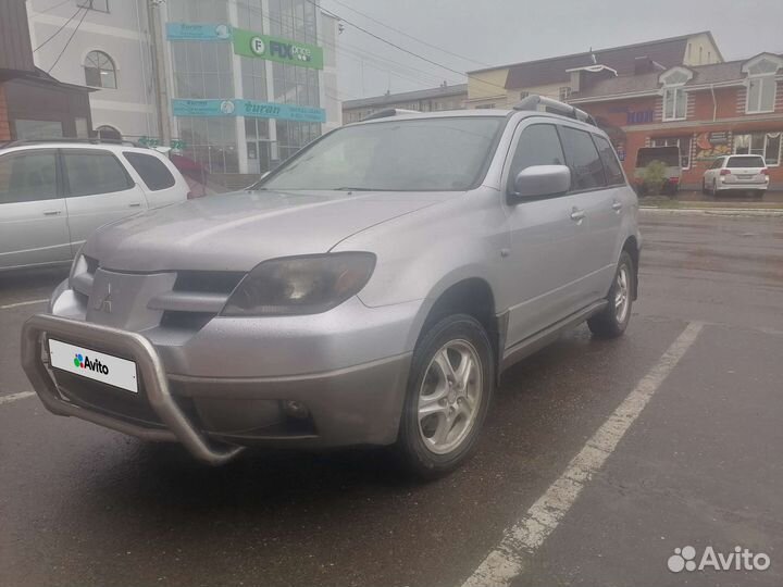 Mitsubishi Outlander 2.4 AT, 2004, 200 000 км