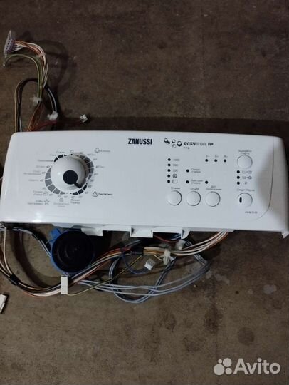 Блок управления от Zanussi ZWQ 5105