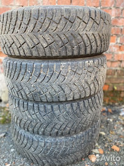 Michelin Maxi Ice 19.5/65 R15