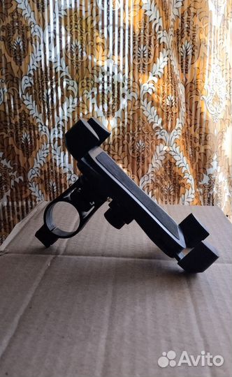 Держатель для телефона на руль велосипеда