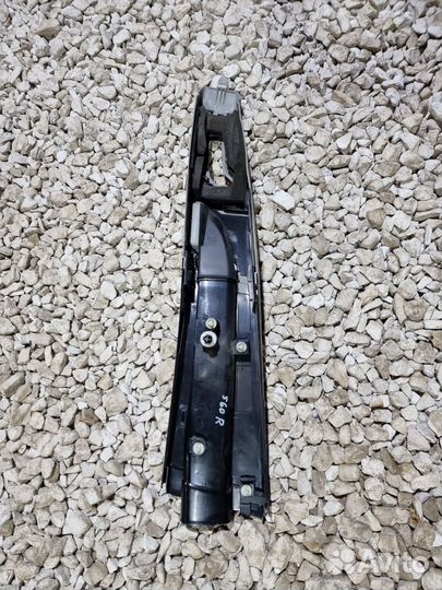 Накладка стойки Вольво S60