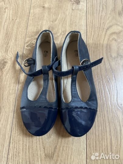 Туфли для девочки 32