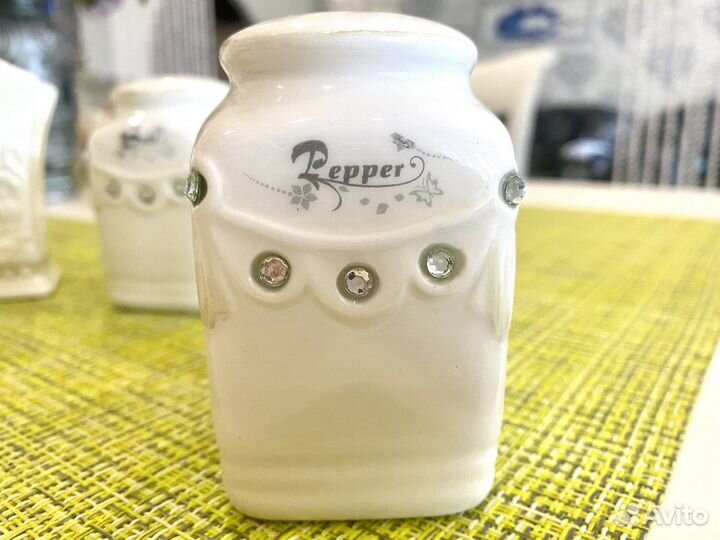 Набор для кухни, солонка, перечница, салфетница