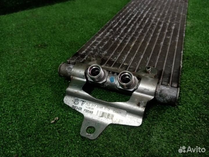 Радиатор масляный Audi Q7 4L BAR (4.2) 2006