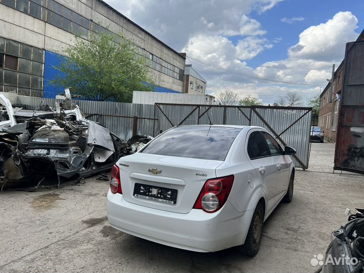 В разборе Шевроле Авео Т300 двс 1.6 F16D4 МКПП