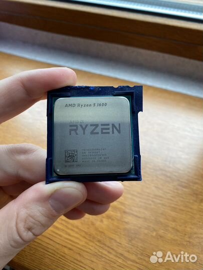 Процессор AMD Ryzen 5 1600AF