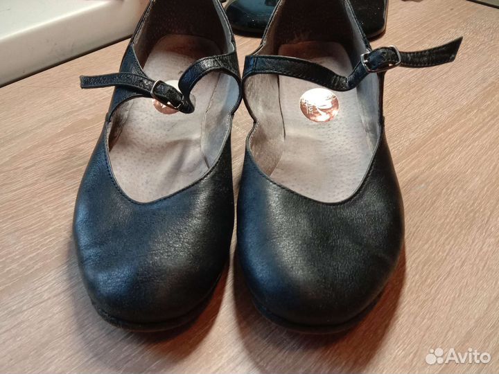 Туфли для народных танцев