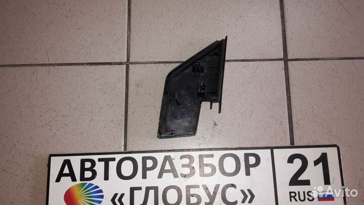 Крышка зеркала внутренняя Sentra B17