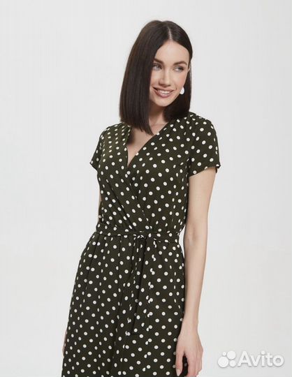 Платье на запах для пляжа, в кафе, на прогулку