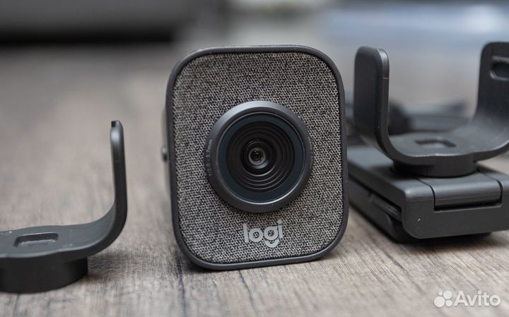 Веб-камера Logitech StreamCam 1080p/60