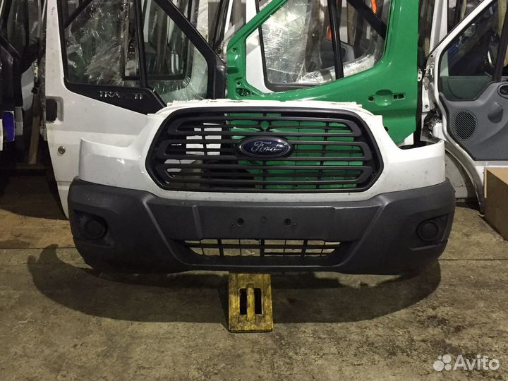 Бампер передний на Ford Transit 8