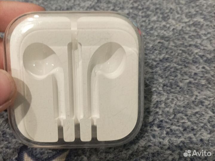 Наушники earpods