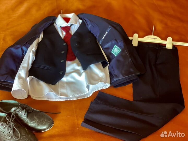 Школьный костюм для мальчика синий 128