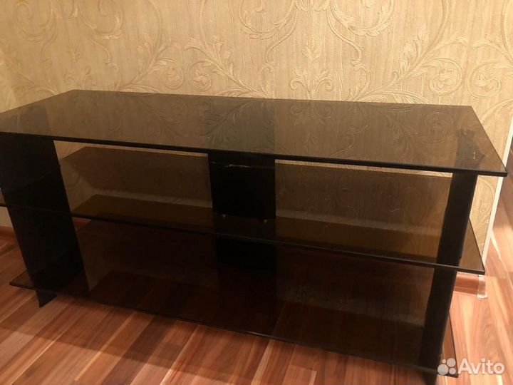 Стеклянная тумба/стол для телевизора